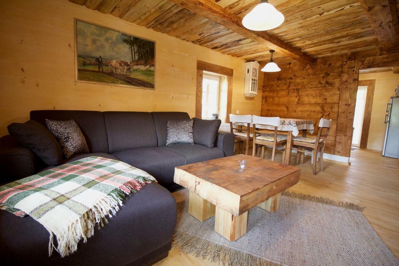 Ferienhaus Anno Dazumal, Wie Zu Opa'S Zeiten Klingenthal Buitenkant foto