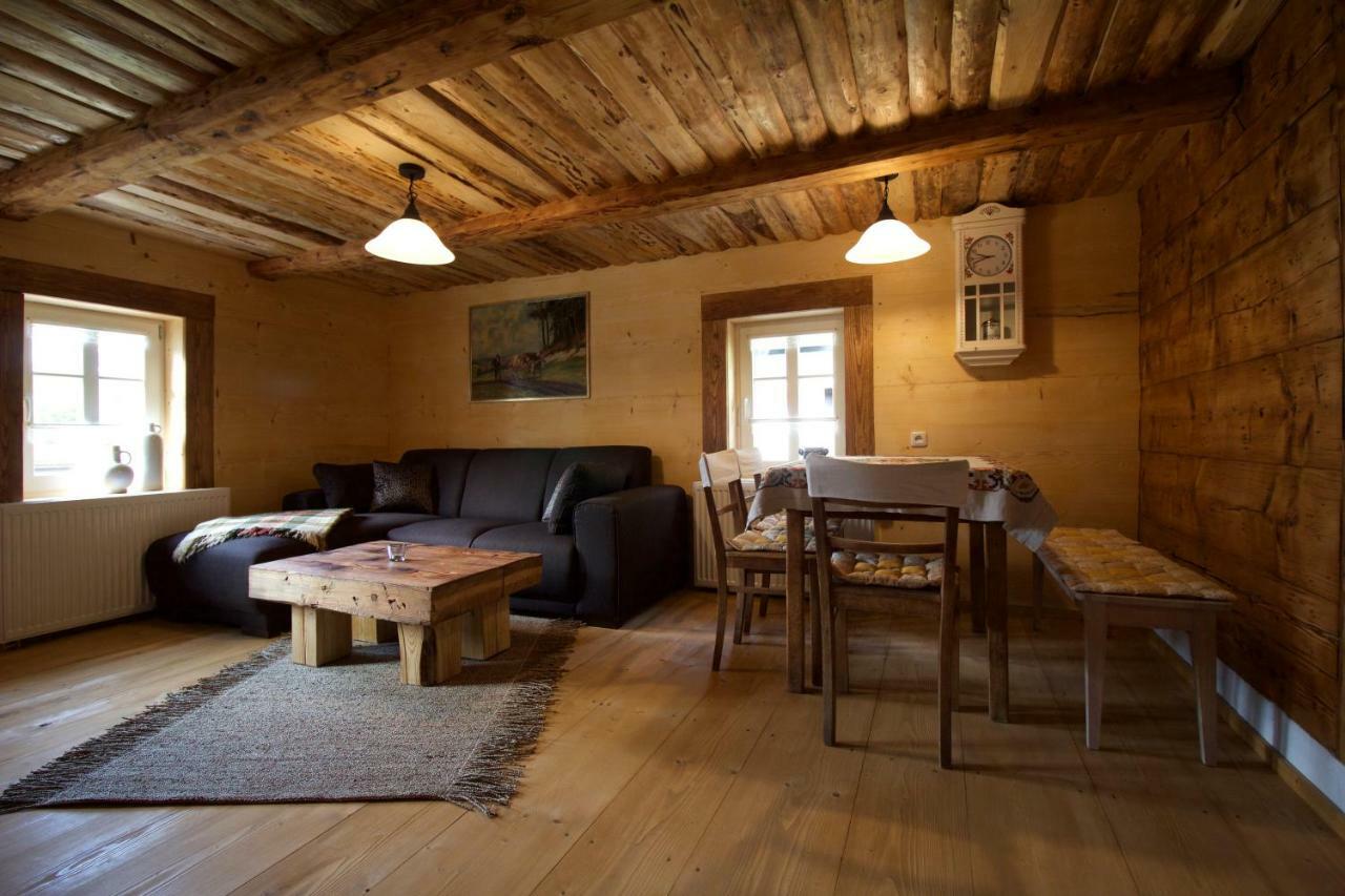 Ferienhaus Anno Dazumal, Wie Zu Opa'S Zeiten Klingenthal Buitenkant foto