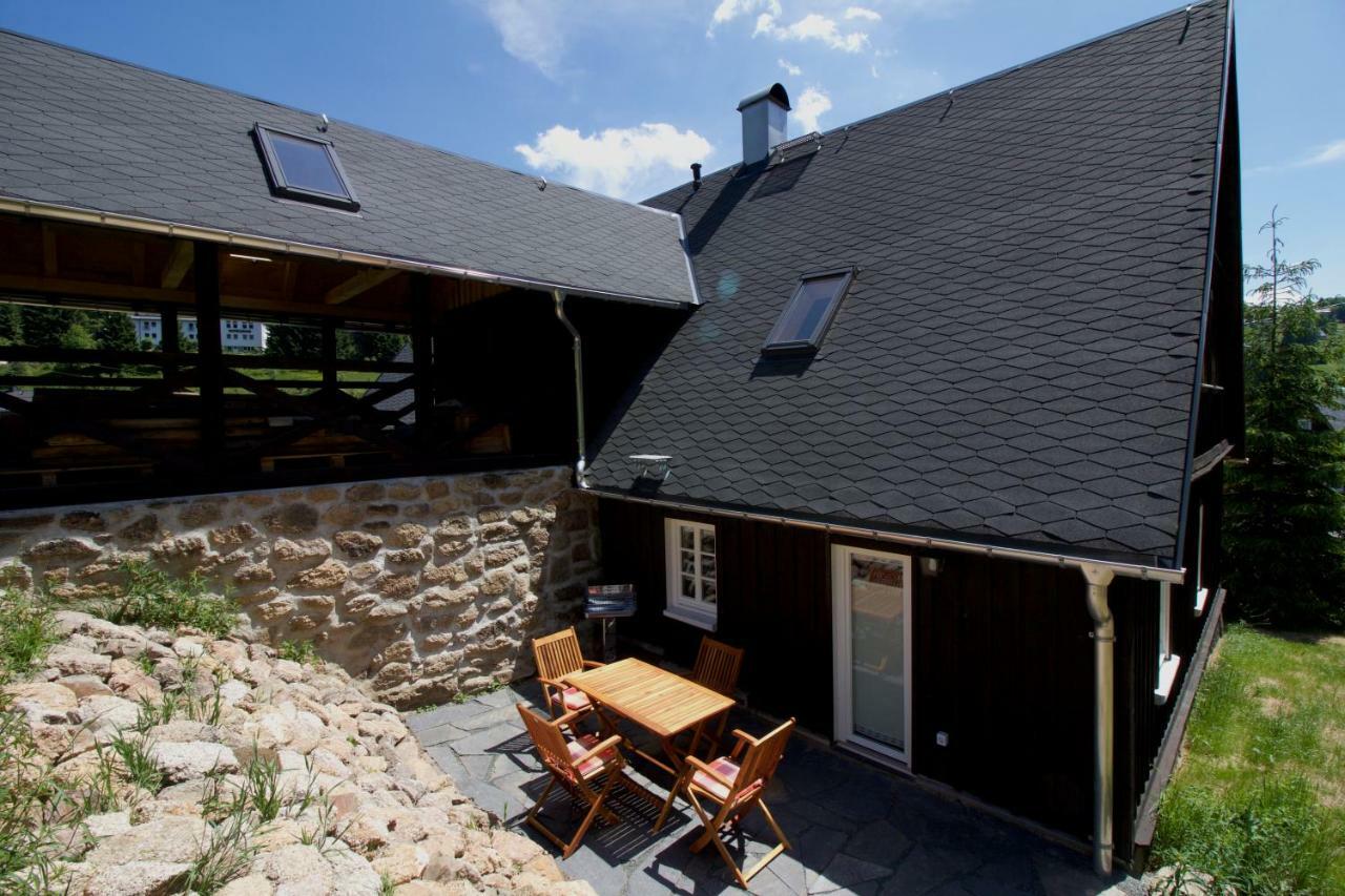 Ferienhaus Anno Dazumal, Wie Zu Opa'S Zeiten Klingenthal Buitenkant foto