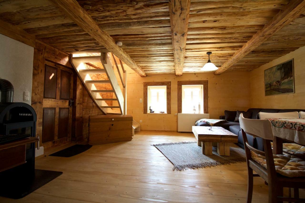Ferienhaus Anno Dazumal, Wie Zu Opa'S Zeiten Klingenthal Buitenkant foto