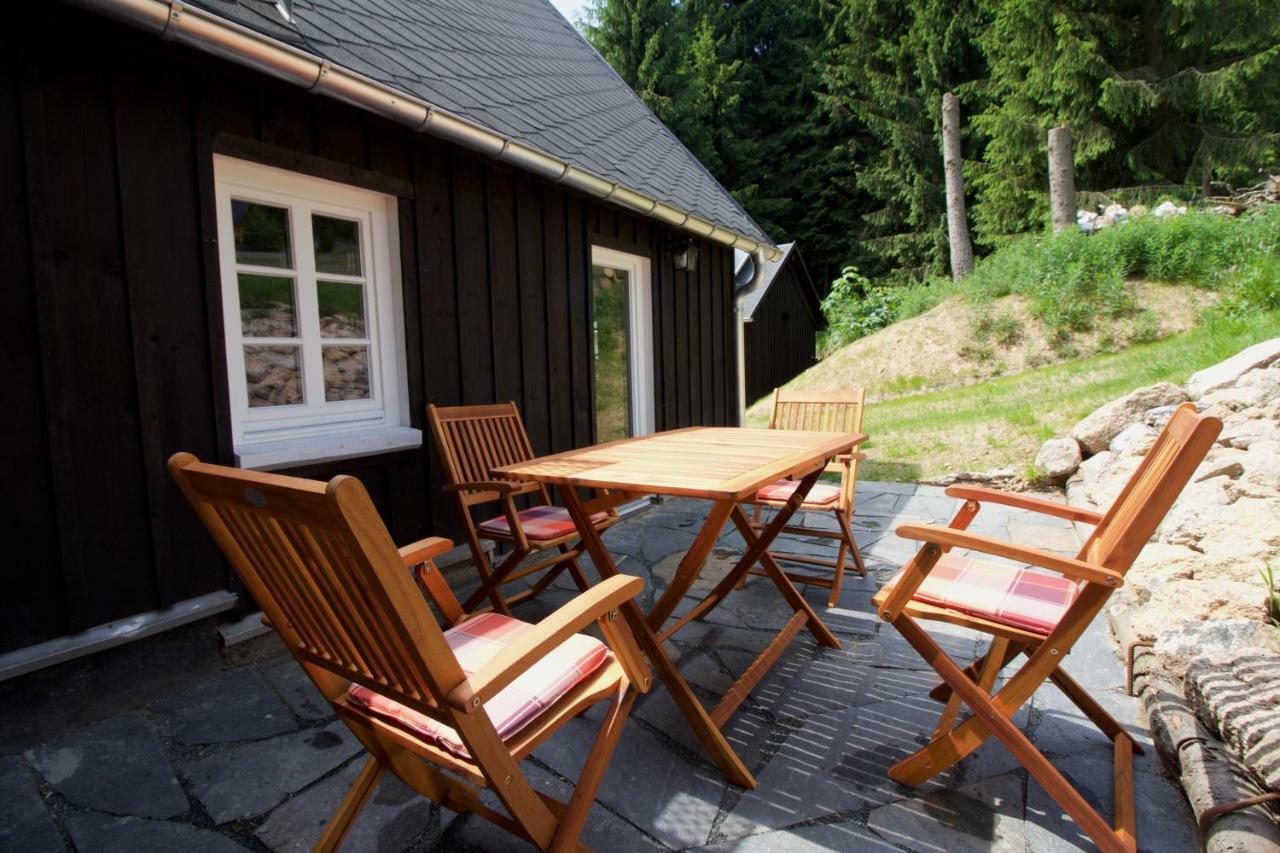 Ferienhaus Anno Dazumal, Wie Zu Opa'S Zeiten Klingenthal Buitenkant foto