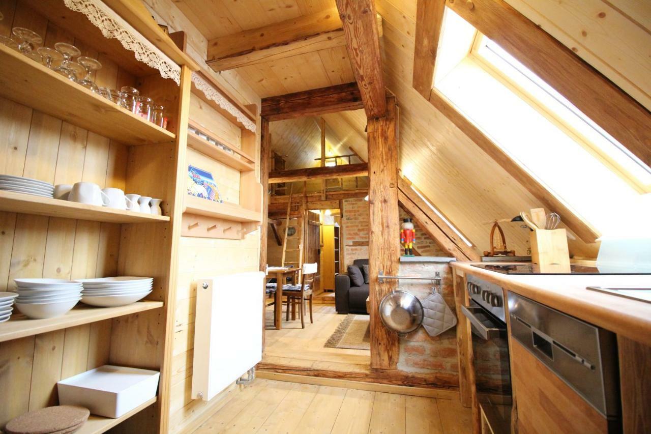 Ferienhaus Anno Dazumal, Wie Zu Opa'S Zeiten Klingenthal Buitenkant foto