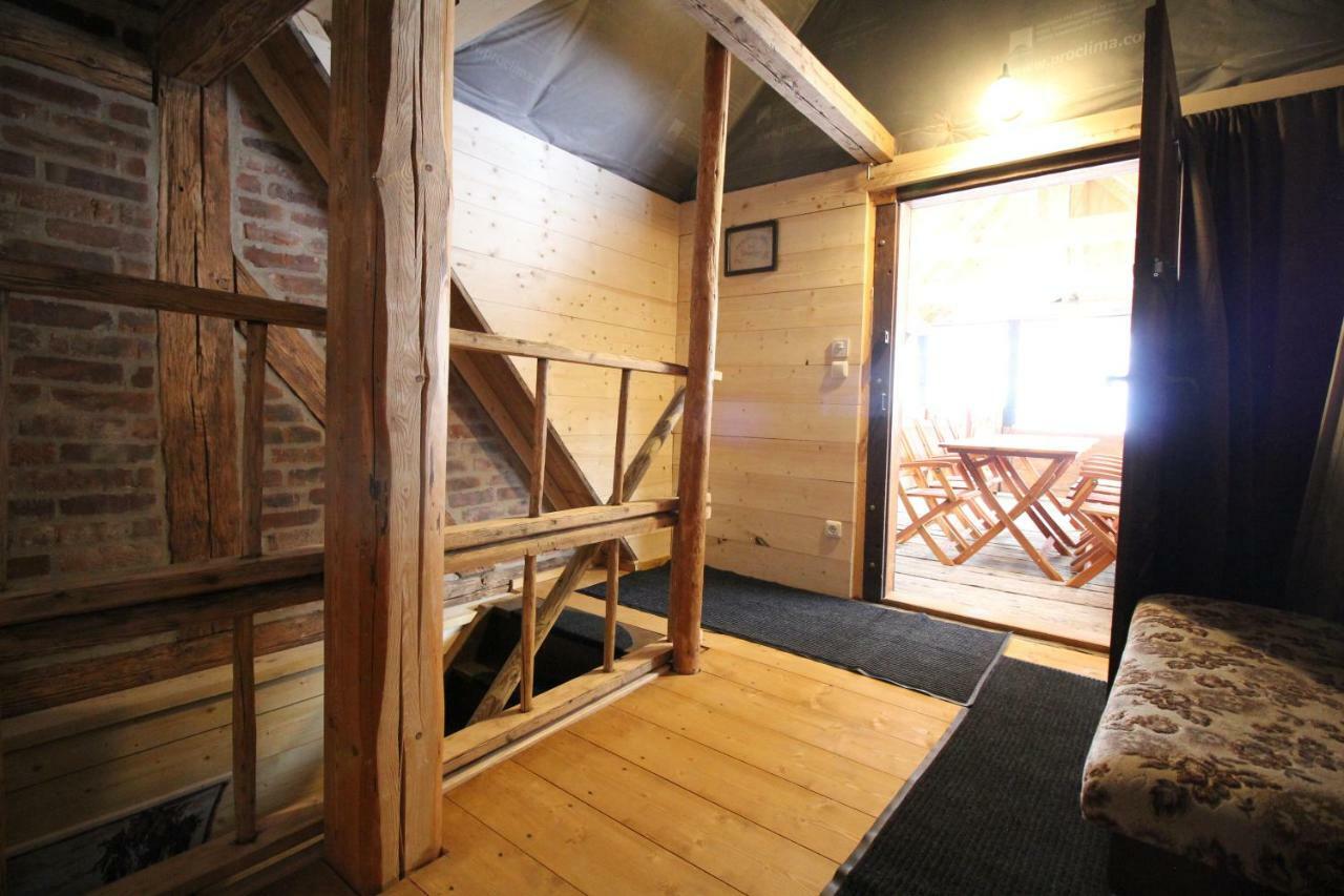 Ferienhaus Anno Dazumal, Wie Zu Opa'S Zeiten Klingenthal Buitenkant foto