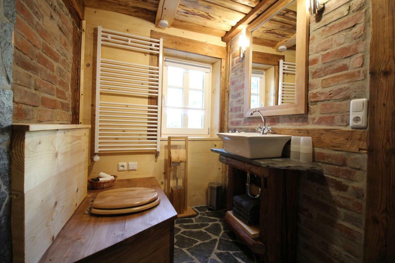 Ferienhaus Anno Dazumal, Wie Zu Opa'S Zeiten Klingenthal Buitenkant foto