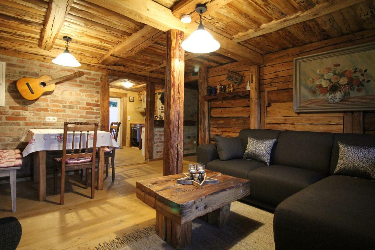 Ferienhaus Anno Dazumal, Wie Zu Opa'S Zeiten Klingenthal Buitenkant foto