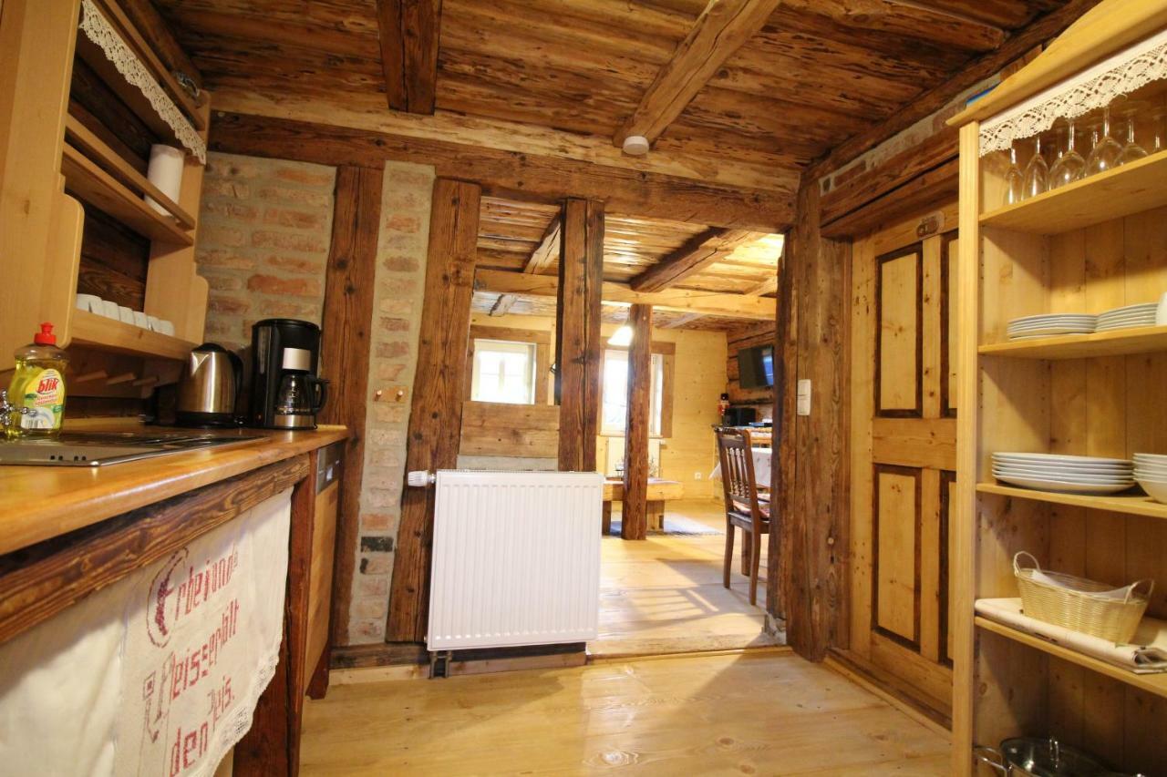 Ferienhaus Anno Dazumal, Wie Zu Opa'S Zeiten Klingenthal Buitenkant foto