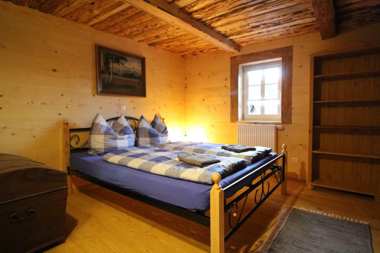 Ferienhaus Anno Dazumal, Wie Zu Opa'S Zeiten Klingenthal Buitenkant foto